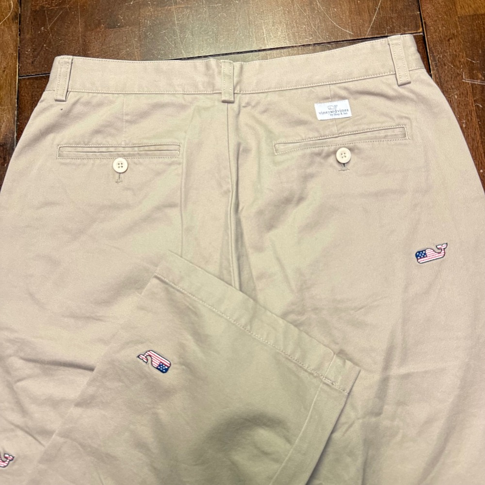 Vineyard Vines Club Pant Men 32x32 American Flag AOP Whale Embroidered Chinos
